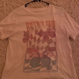 retro white tee